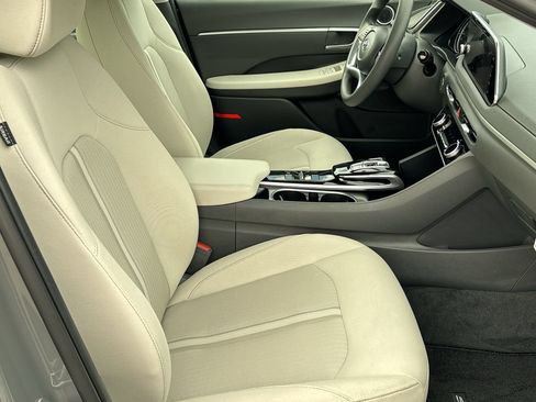 Used 2023 Hyundai Sonata SEL FWD image 21