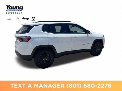 New 2026 Jeep Compass Latitude AWD/4WD image 5