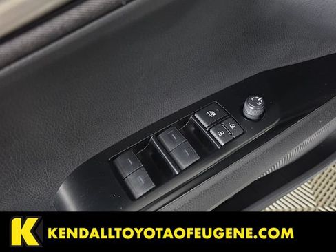 Used 2025 Toyota Camry LE FWD image 20