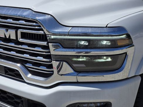 New 2025 RAM 2500 Limited image 9