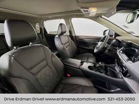 Certified 2023 Nissan Rogue Platinum w/ Platinum Premium Package image 24