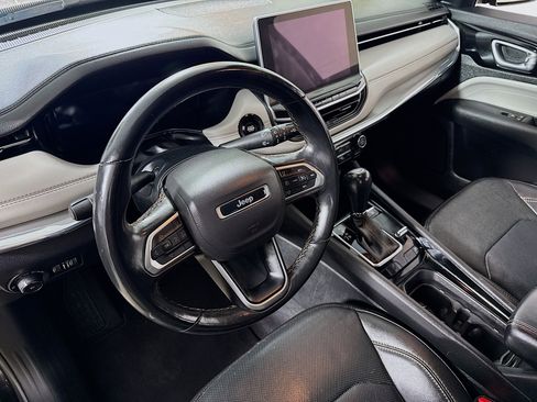 Used 2022 Jeep Compass Limited w/ Elite Group image 12