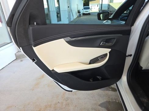 Used 2019 Chevrolet Impala Premier w/ Premier Convenience Package FWD image 42