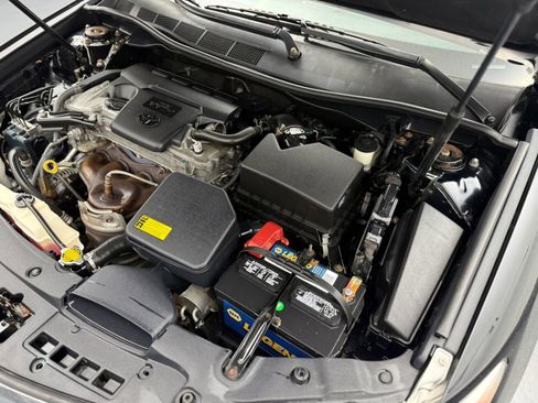 Used 2013 Toyota Camry LE FWD image 18