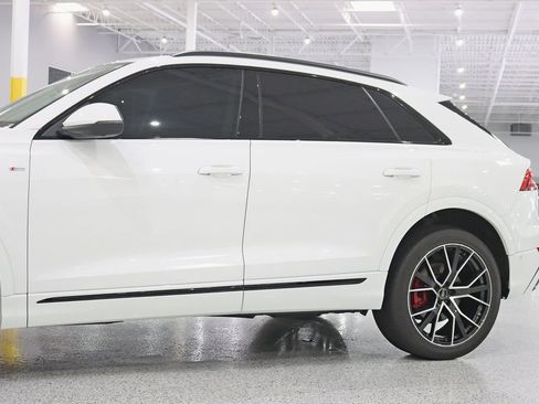 Used 2023 Audi Q8 Premium Plus w/ Premium Plus Package AWD/4WD image 4