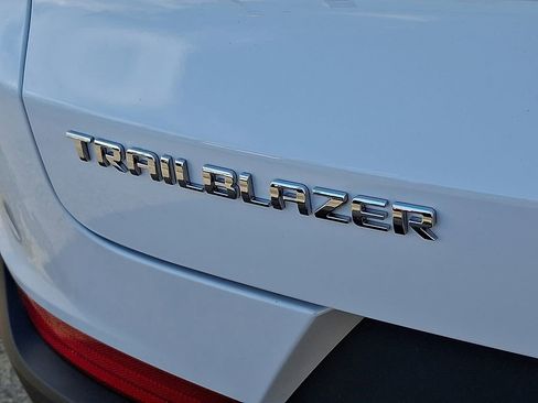 Used 2023 Chevrolet TrailBlazer LT w/ Convenience Package image 30