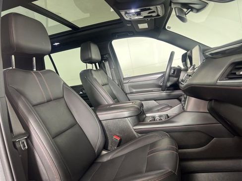 Used 2022 Chevrolet Tahoe RST w/ Luxury Package image 13