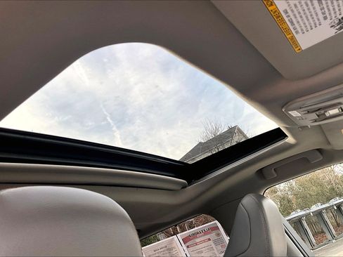 Used 2022 Toyota Highlander Bronze Edition image 21