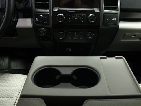 Used 2020 Ford F150 XLT w/ Equipment Group 302A Luxury image 22