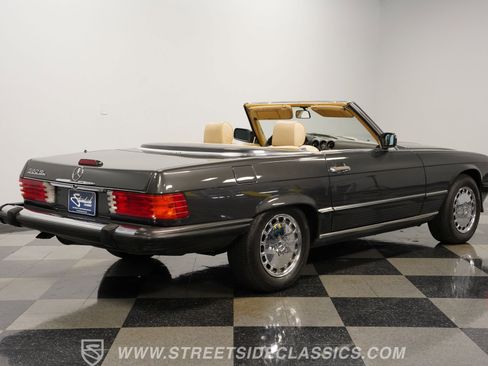 Used 1989 Mercedes-Benz 560 SL image 12