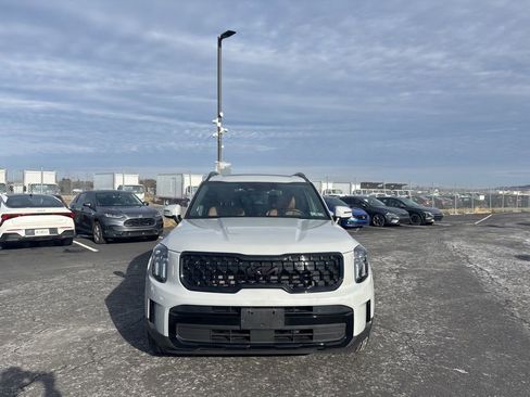 Used 2025 Kia Telluride EX X-Line image 8