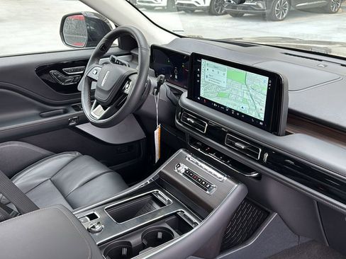 New 2026 Lincoln Aviator Reserve image 7