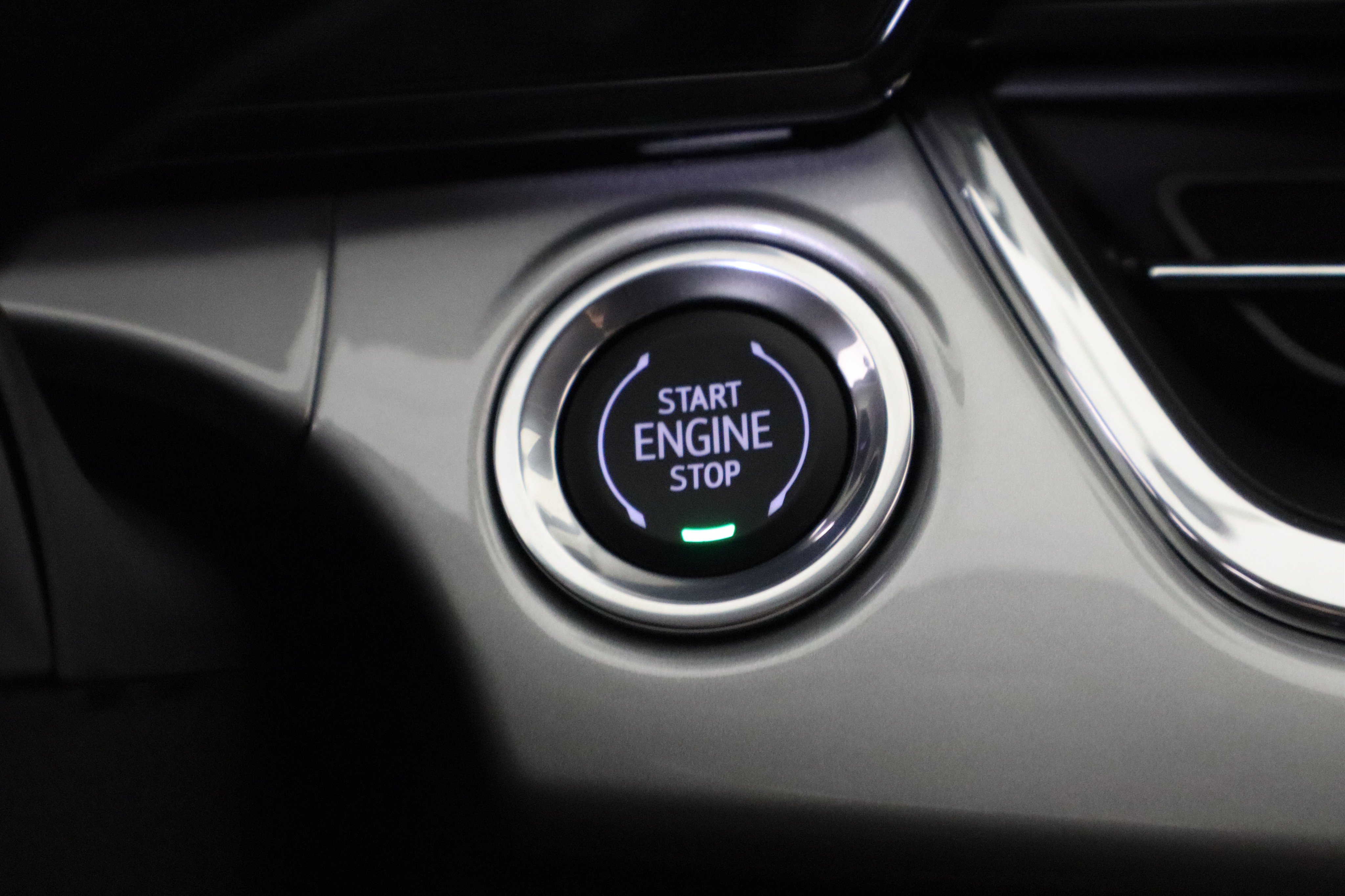 New 2026 Chevrolet Trax LT w/ Midnight Edition FWD image 33