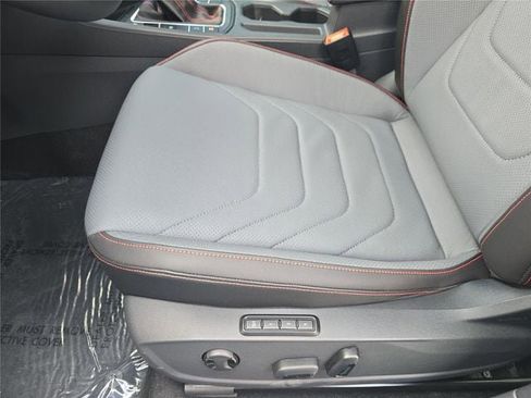 New 2026 Volkswagen Jetta GLI Autobahn FWD image 15