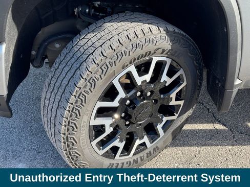 Used 2024 Chevrolet Silverado 2500 High Country w/ High Country Premium Package image 43