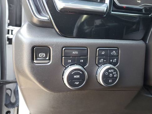 Used 2022 GMC Sierra 1500 SLT w/ SLT Premium Plus Package image 31