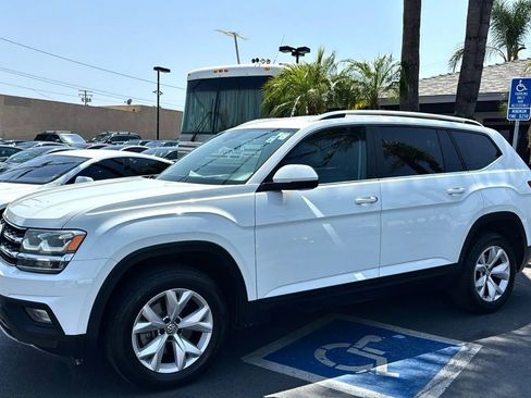Used 2018 Volkswagen Atlas SE image 3