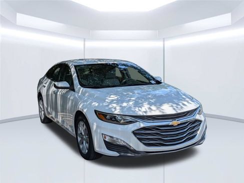 Used 2025 Chevrolet Malibu LT FWD image 8