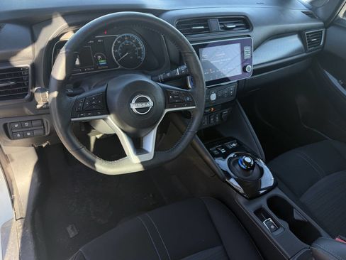 Used 2024 Nissan Leaf SV Plus image 14