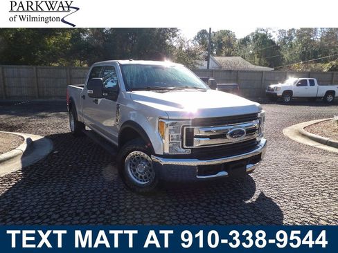 Used 2017 Ford F250 XLT image 1
