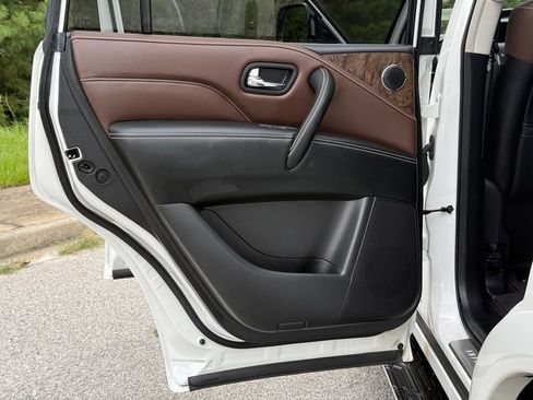 Used 2021 INFINITI QX80 Premium Select w/ Cargo Package RWD image 25