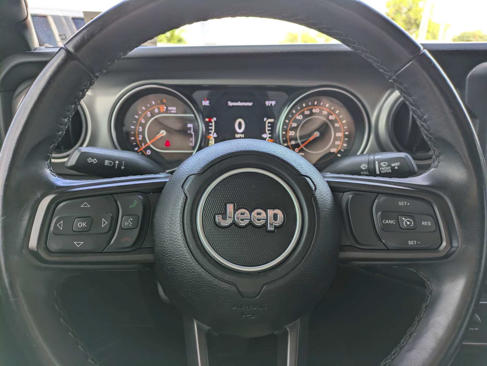 Used 2021 Jeep Gladiator Sport AWD/4WD image 18