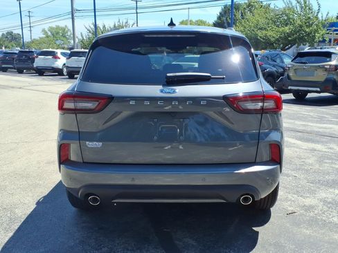 Used 2024 Ford Escape ST-Line w/ Tech Pack #1 FWD image 5