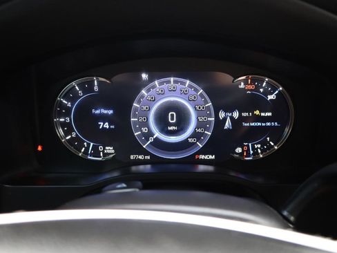 Used 2016 Cadillac Escalade Premium AWD/4WD image 10