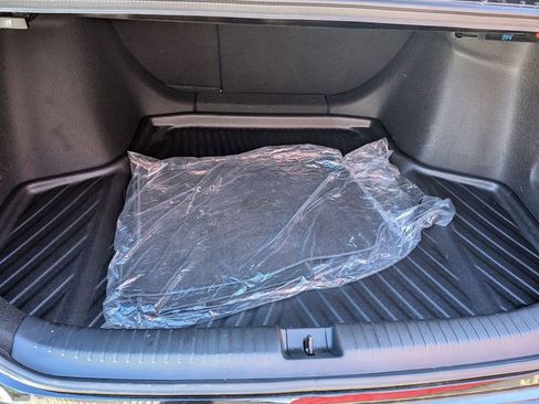 Used 2025 Honda Accord SE image 25