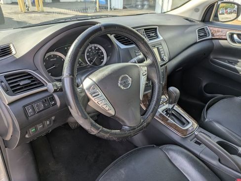 Used 2015 Nissan Sentra SL w/ Navigation Package image 13