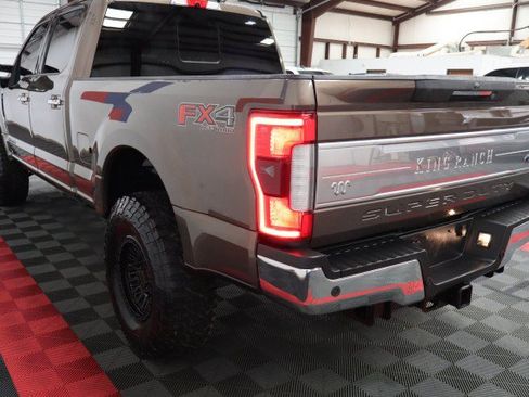 Used 2017 Ford F250 King Ranch w/ King Ranch Ultimate Package AWD/4WD image 33