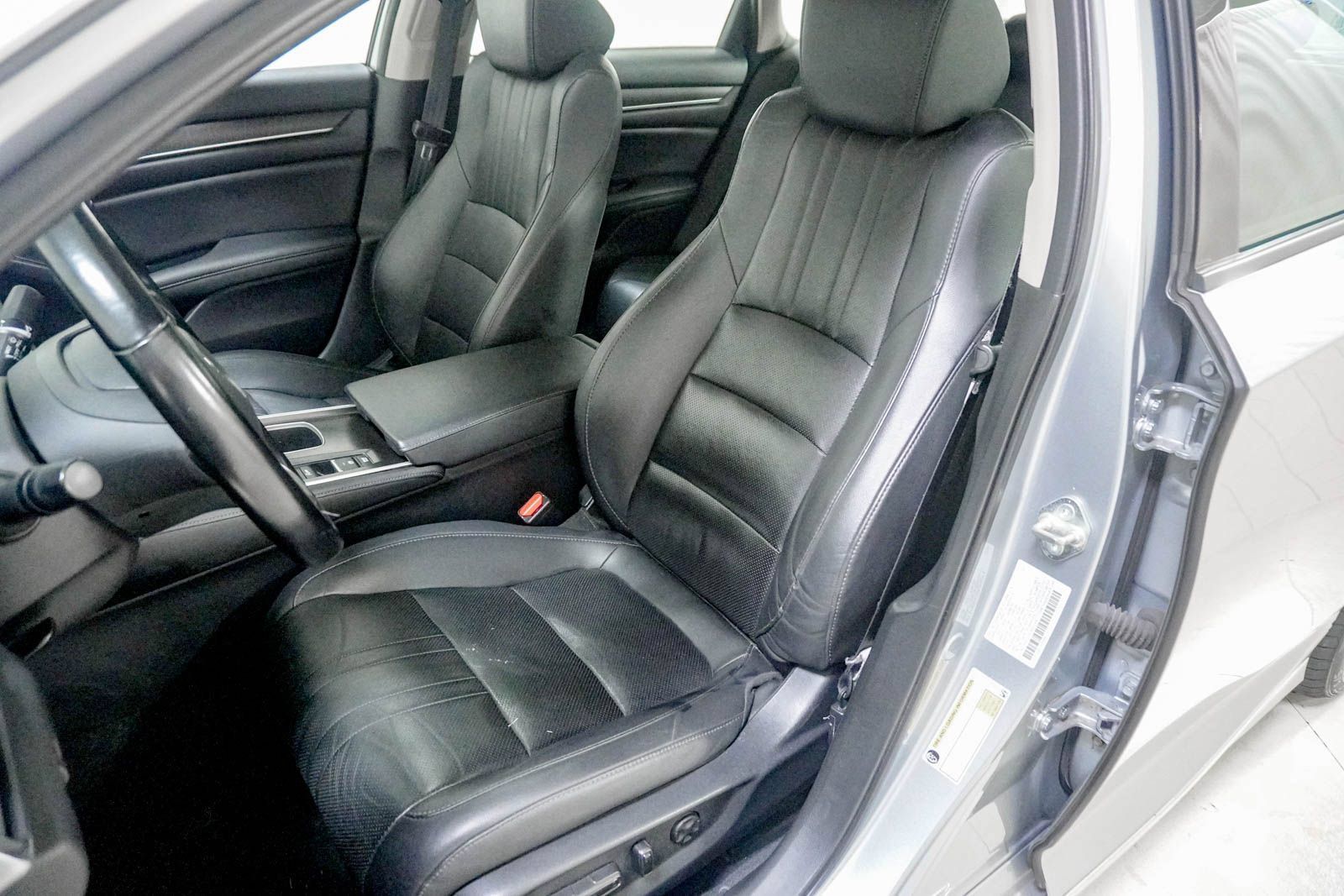 Used 2021 Honda Accord EX-L image 19