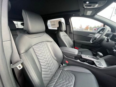 New 2026 Kia Sportage X-Line w/ X-Line Technology Package AWD/4WD image 31