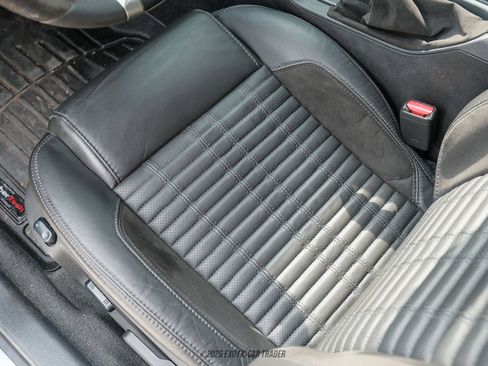 Used 2010 Ford Mustang Shelby GT500 RWD image 26