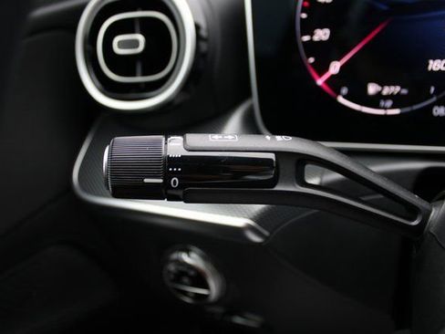 New 2025 Mercedes-Benz C 300 4MATIC Sedan image 16