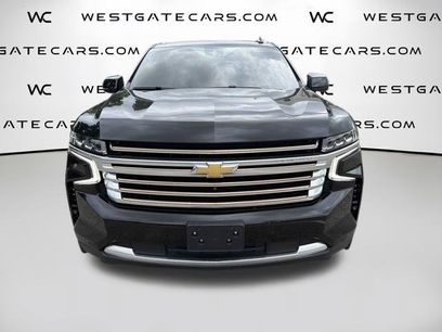 Used 2023 Chevrolet Suburban High Country w/ Premium Package 2