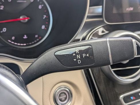 Used 2021 Mercedes-Benz GLC 300 image 34