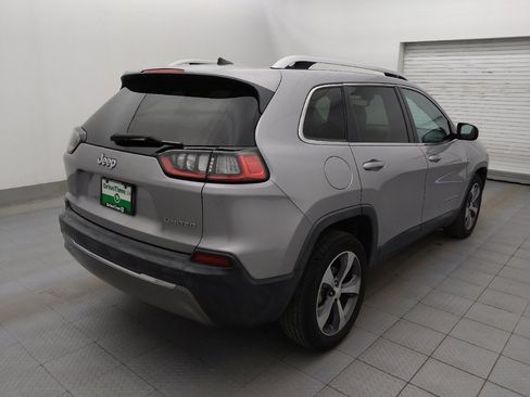 Used 2019 Jeep Cherokee Limited image 9