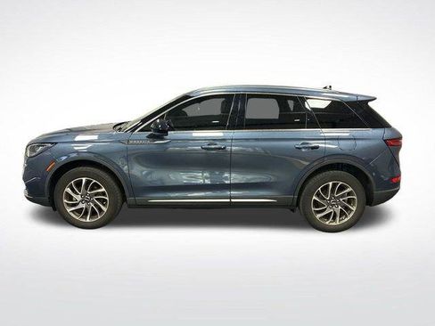 Used 2022 Lincoln Corsair FWD image 2