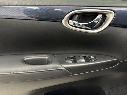 Used 2019 Nissan Sentra SR FWD image 34