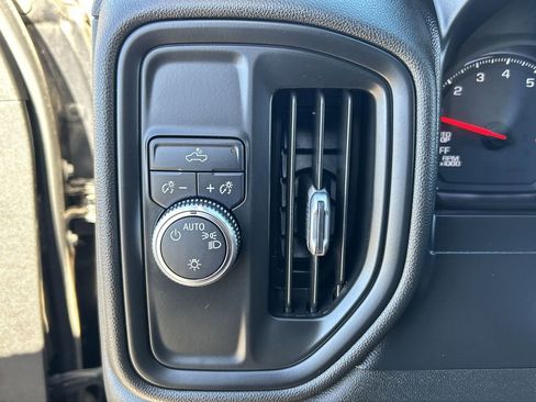 Used 2020 GMC Sierra 1500 Base w/ Sierra Value Package image 18