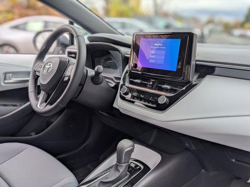 New 2026 Toyota Corolla SE image 34