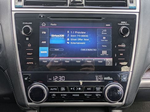 Used 2019 Subaru Outback 2.5i Limited image 12