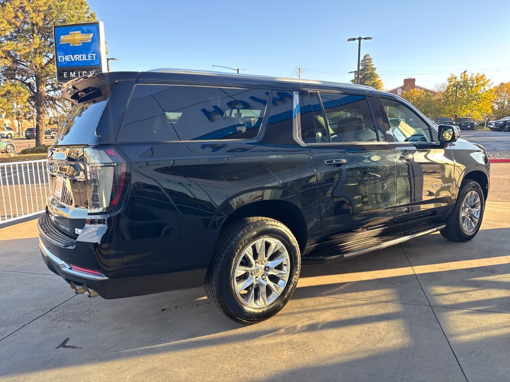 Used 2026 Chevrolet Suburban Premier AWD/4WD image 5