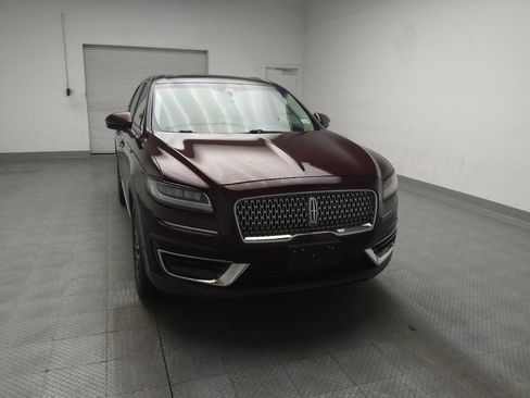 Used 2019 Lincoln Nautilus Reserve FWD image 14