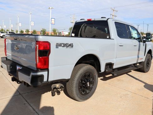 New 2026 Ford F250 Lariat w/ Black Appearance Package image 23