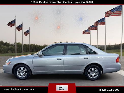 Used 2001 Toyota Avalon XL image 7