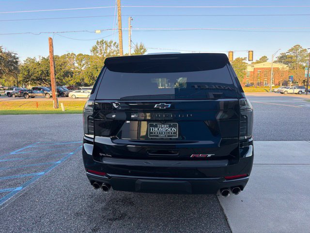 Used 2026 Chevrolet Suburban RST w/ Comfort Package RWD image 6