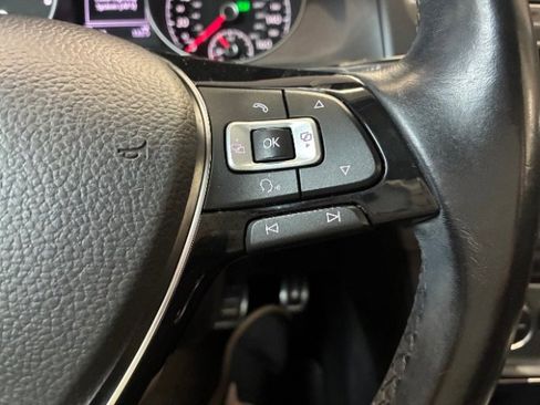 Used 2017 Volkswagen Golf Alltrack SE image 22