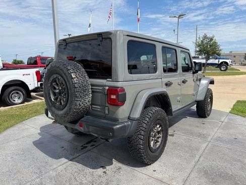 Used 2021 Jeep Wrangler Unlimited Rubicon w/ Trailer Tow Package AWD/4WD image 6